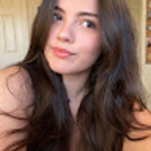 Meet your Posher, Cynthia